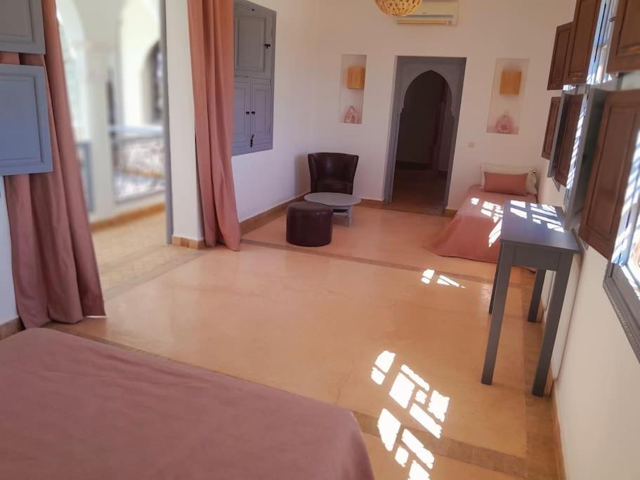 Villa Agora, Villa A La Campagne Proche Marrakech Sidi Abdallah Ghiat المظهر الخارجي الصورة